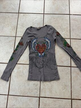 Vocal Gray Long Sleeve Scoop Neck Top with Multi-Color Heart & Rose Graphics